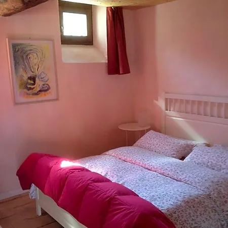 La Tana Del Ghiro Bed & Breakfast 3*