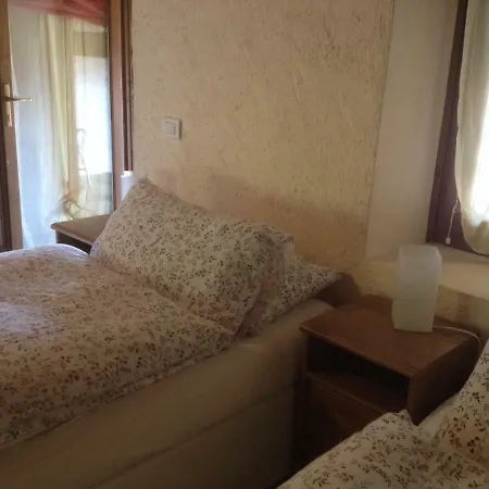 La Tana Del Ghiro Porto Valtravaglia