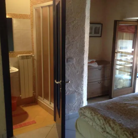 Bed & Breakfast La Tana Del Ghiro Porto Valtravaglia