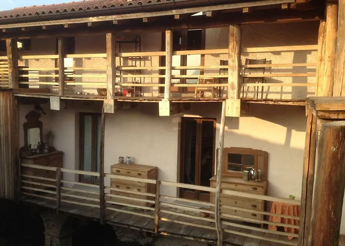 La Tana Del Ghiro Bed and breakfast 3*