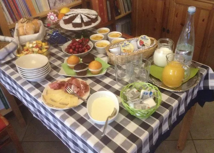 La Tana Del Ghiro 3* Porto Valtravaglia